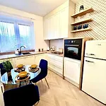 B&W Luxurious Apartment In The Heart Of Wroclaw