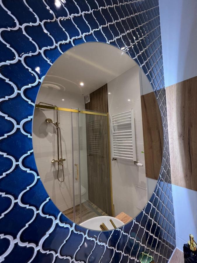 Apartment B&w Luxurious In The Heart Of Wroclaw